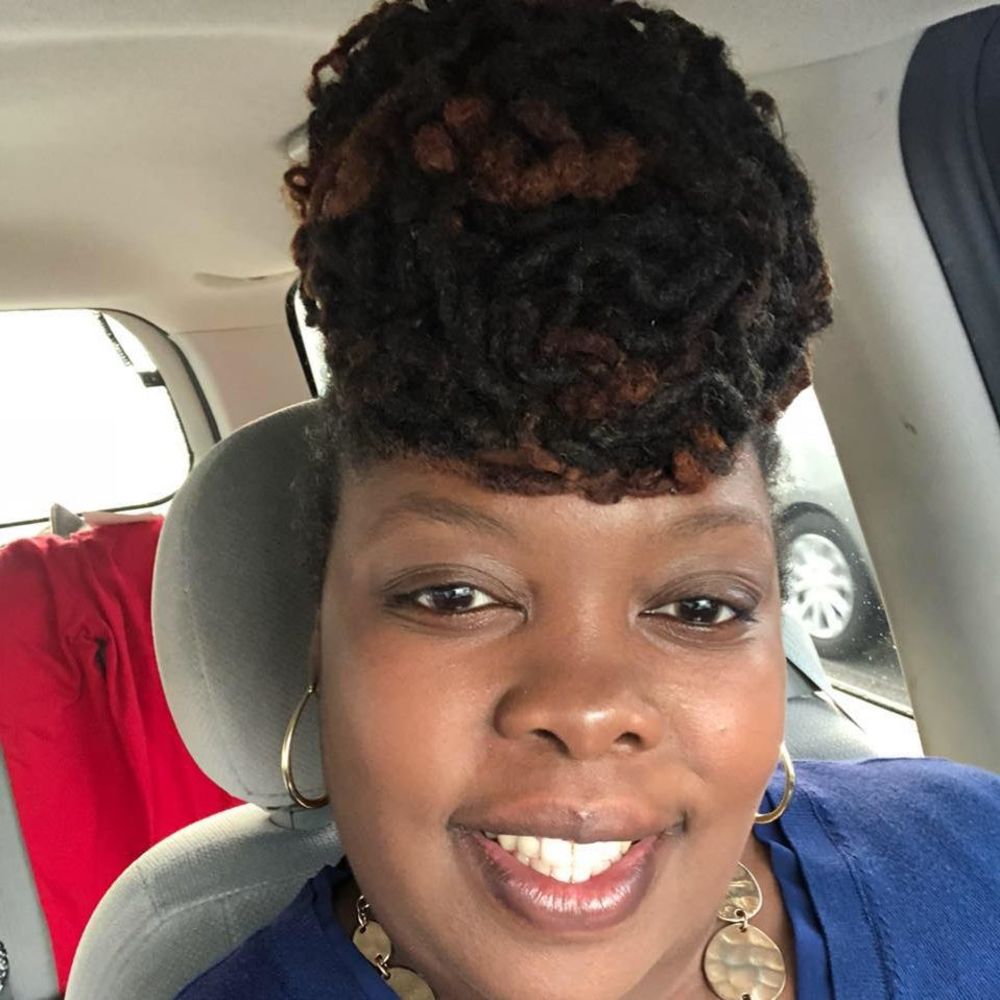 Meet your Posher, Stephanie